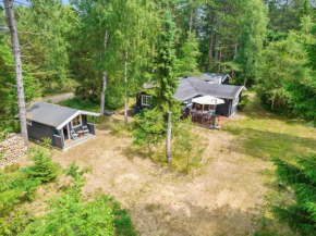 Holiday Home Luci - 950m from the sea by Interhome, Højby